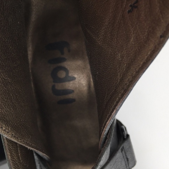 Fidji gray criss cross distressed leather bootie shoe gray strap women 36.5 6 - Picture 9 of 9